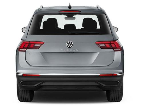 Deep Black 2024 Volkswagen Tiguan 2.0T SE R-Line Black 4MOTION