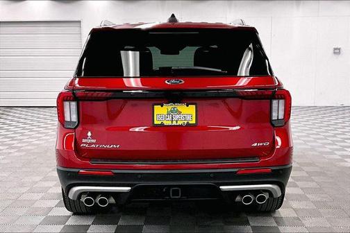 2025 Ford Explorer Platinum