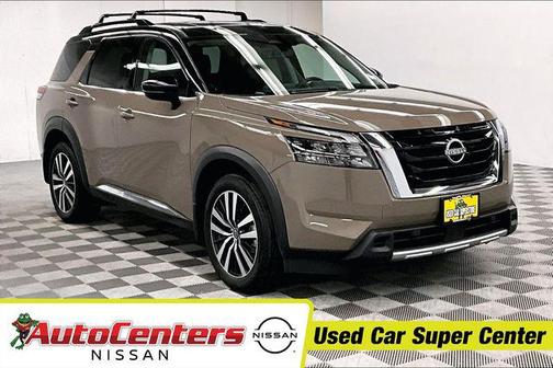 2025 Nissan Pathfinder Platinum 4WD