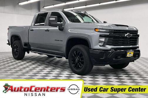 Sterling Gray Metallic 2026 Chevrolet Silverado 2500 Custom
