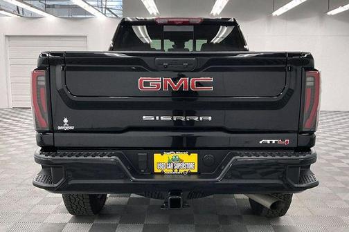 2025 GMC Sierra 2500 AT4