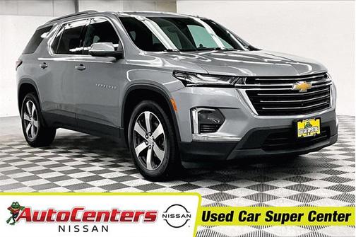 2023 Chevrolet Traverse LT Leather