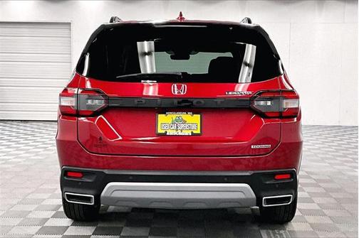 2024 Honda Pilot Touring 8-Passenger