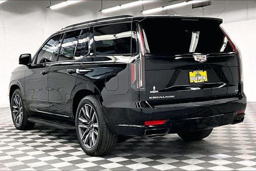 Bllack 2021 Cadillac Escalade Sport