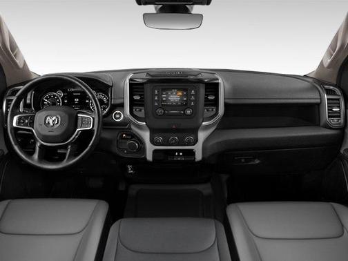 2024 RAM 3500 Big Horn Crew Cab 4x4 8' Box