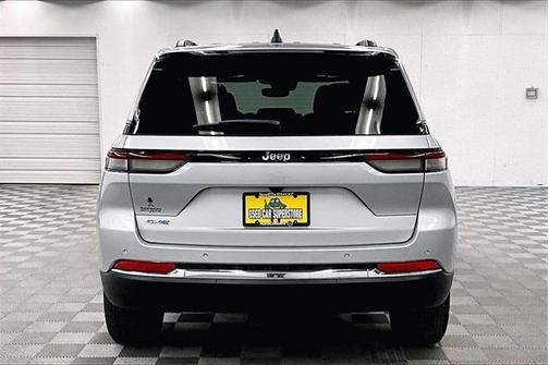 2022 Jeep Grand Cherokee 4xe Base