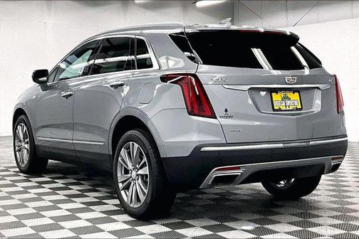 Argent Silver Metallic 2024 Cadillac XT5 Premium Luxury