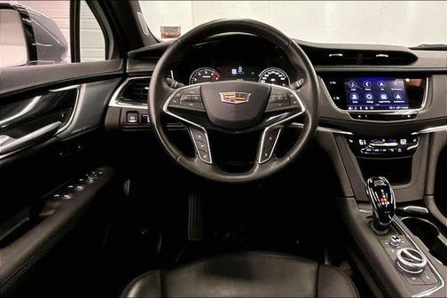 Argent Silver Metallic 2024 Cadillac XT5 Premium Luxury