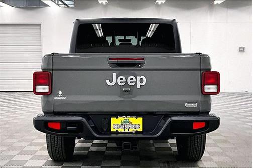 2022 Jeep Gladiator Overland