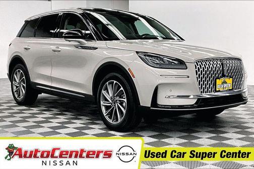 Ceramic Pearl Metallic Tri-Coat 2024 Lincoln Corsair Premiere