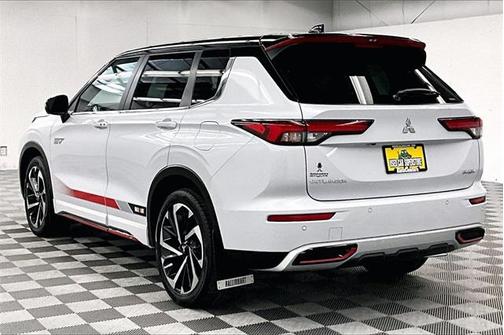 2023 Mitsubishi Outlander PHEV Ralliart S-AWC