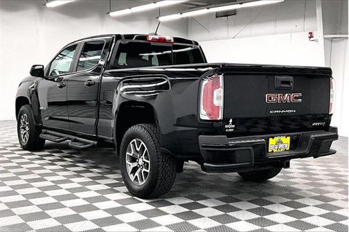 2022 GMC Canyon AT4