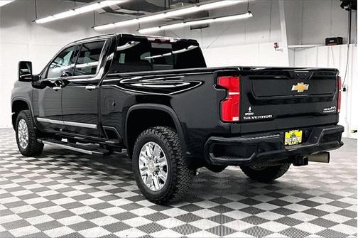 2024 Chevrolet Silverado 2500 High Country