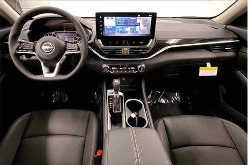 2025 Nissan Altima SR FWD