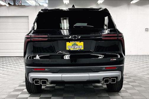 Mosaic Black Metallic 2025 Chevrolet Traverse AWD Z71