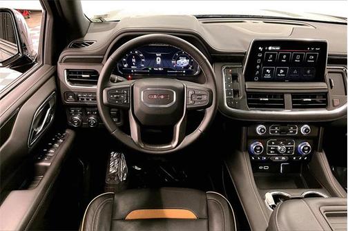 2024 GMC Yukon 4WD AT4