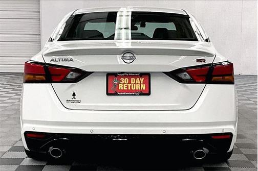 2025 Nissan Altima SR FWD