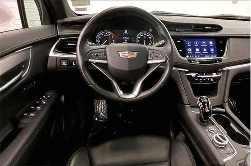 2024 Cadillac XT6 Luxury FWD