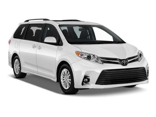 2020 Toyota Sienna XLE