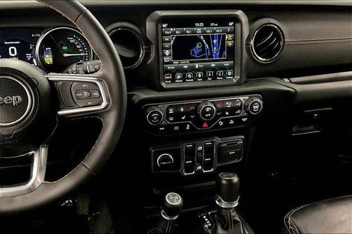 2023 Jeep Wrangler 4xe Sahara High Altitude