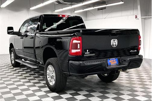2024 RAM 2500 Big Horn Crew Cab 4x4 6'4' Box