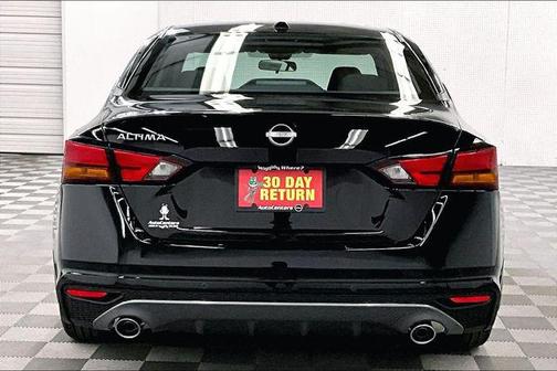 Super Black 2026 Nissan Altima 2.5 SV