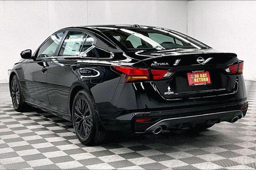 Super Black 2026 Nissan Altima 2.5 SV