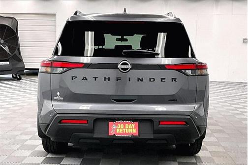 2025 Nissan Pathfinder SV 4WD