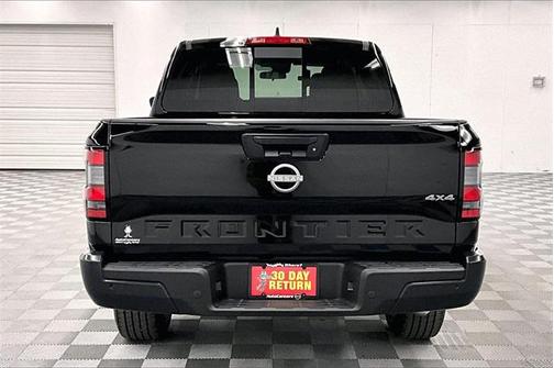 2025 Nissan Frontier S