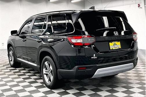 2024 Honda Pilot EX-L 7 Passenger