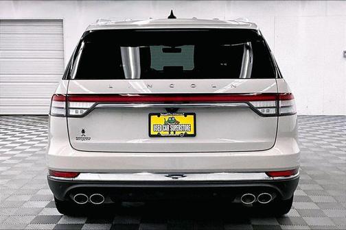 White 2023 Lincoln Aviator Reserve AWD