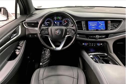 2023 Buick Enclave Essence AWD