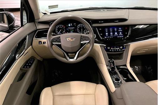 2025 Cadillac XT6 Premium Luxury FWD