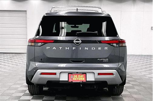 2025 Nissan Pathfinder Platinum 4WD