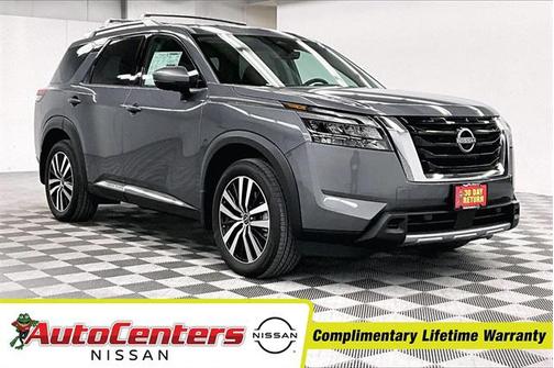 2025 Nissan Pathfinder Platinum 4WD