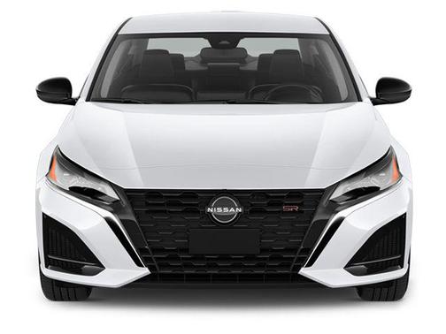 Pearl White Tricoat 2023 Nissan Altima SR FWD