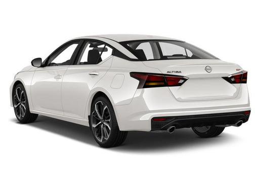 Pearl White Tricoat 2023 Nissan Altima SR FWD