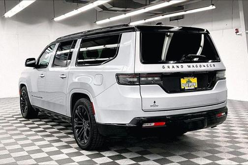 2024 Jeep Grand Wagoneer L Series II 4x4
