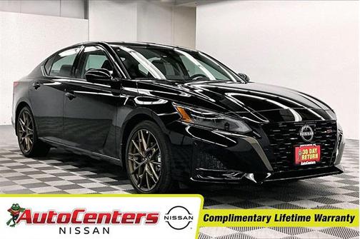 2025 Nissan Altima SR FWD