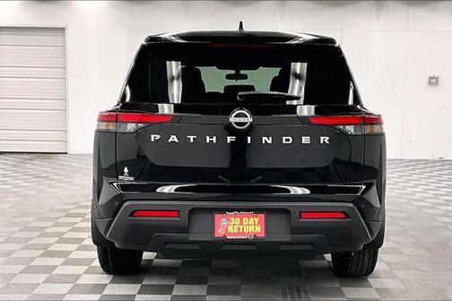 2025 Nissan Pathfinder S FWD