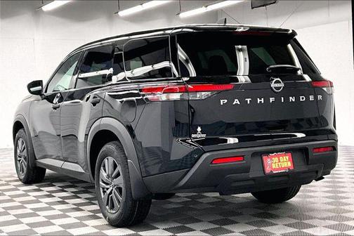 2025 Nissan Pathfinder S FWD