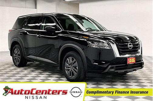 2025 Nissan Pathfinder S FWD