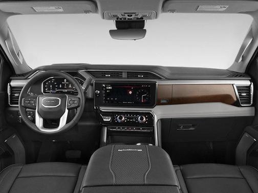 2024 GMC Sierra 2500 Denali