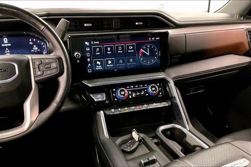 2024 GMC Sierra 2500 Denali