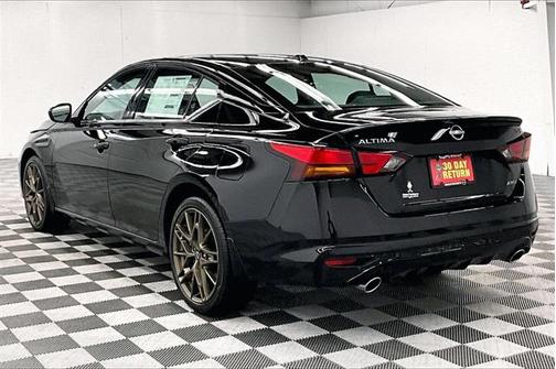 2025 Nissan Altima SR AWD
