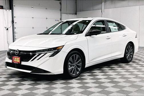 Aspen White Tricoat 2026 Nissan Sentra SL