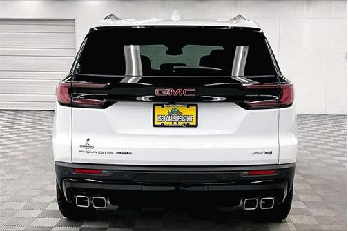 2025 GMC Acadia AWD AT4