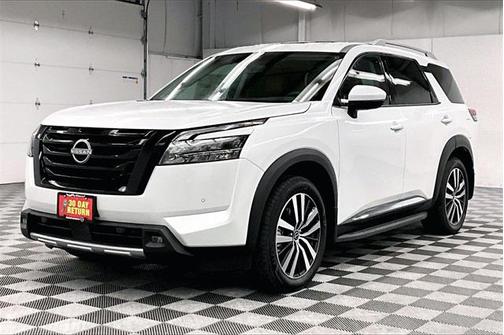 2025 Nissan Pathfinder Platinum 4WD