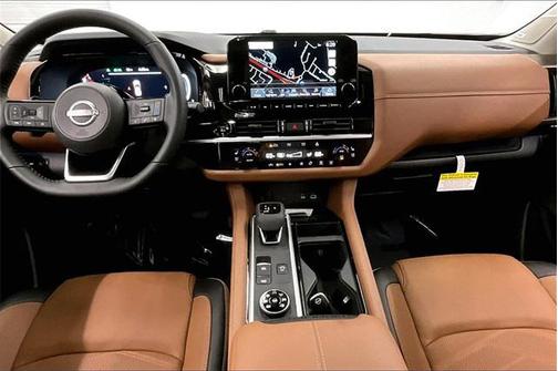 2025 Nissan Pathfinder Platinum 4WD