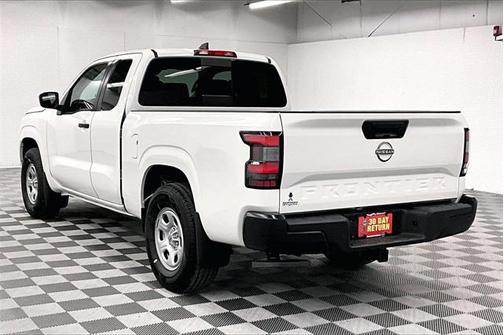 2025 Nissan Frontier S
